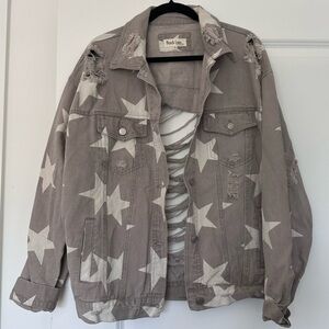 Peach Love California (S) Oversized Gray Distressed Denim Star Motif Jacket